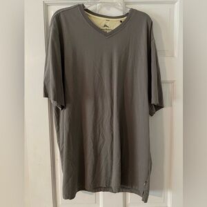 Gray Tommy Bahama V neck shirt size large